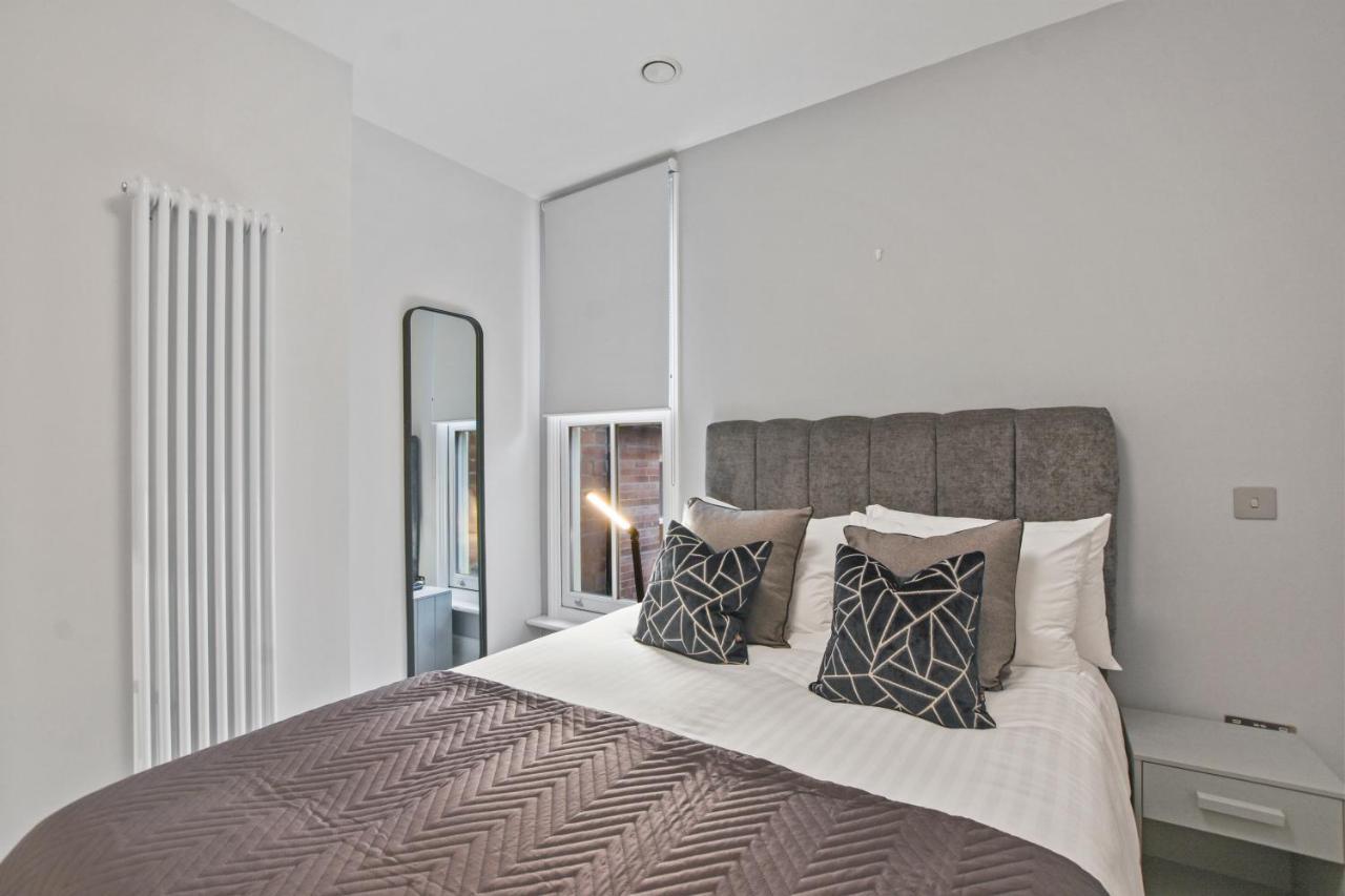 Victoria House By Aeria Apartments เรดดิ้ง ภายนอก รูปภาพ