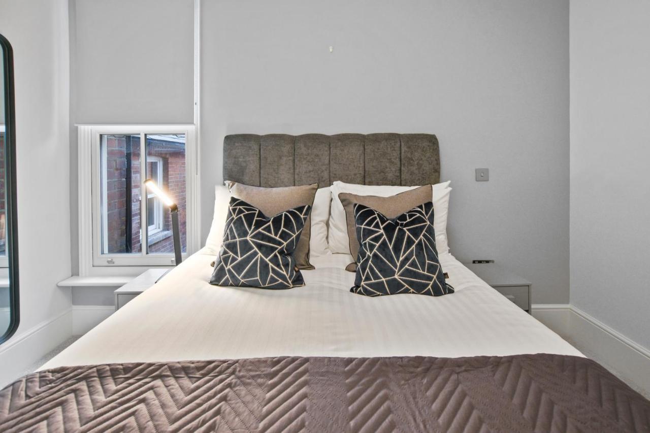 Victoria House By Aeria Apartments เรดดิ้ง ภายนอก รูปภาพ